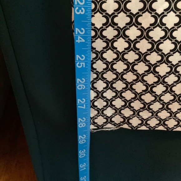 OVI Pants Women Sz M Black White Quatrefoil Mid Rise Straight Leg Cotton Stretch - Picture 7 of 11